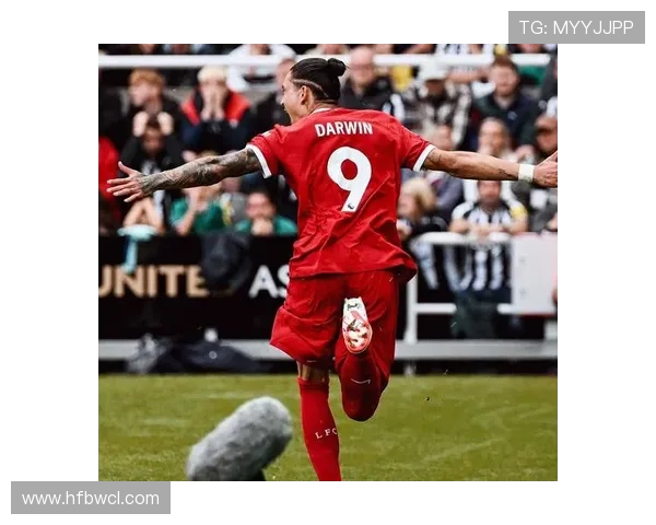 范戴克：英超赛季零封数据领跑的防线核心解析