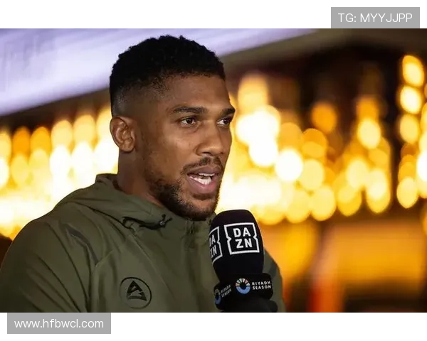 安东尼·约书亚训练完顺手买了辆限量超跑，说当水喝